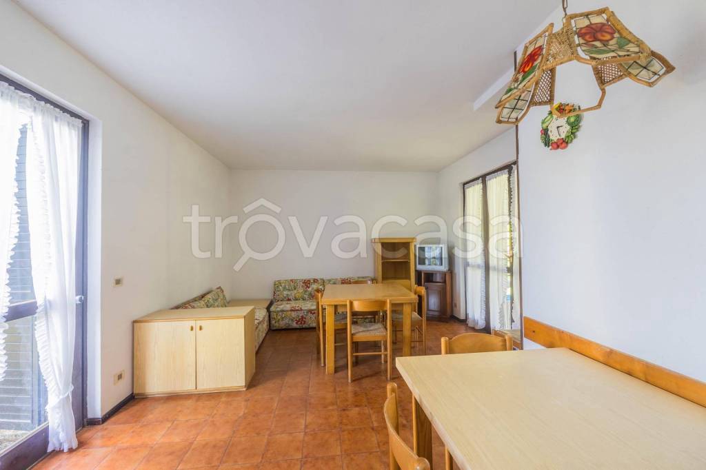 casa indipendente in vendita a Rosolina