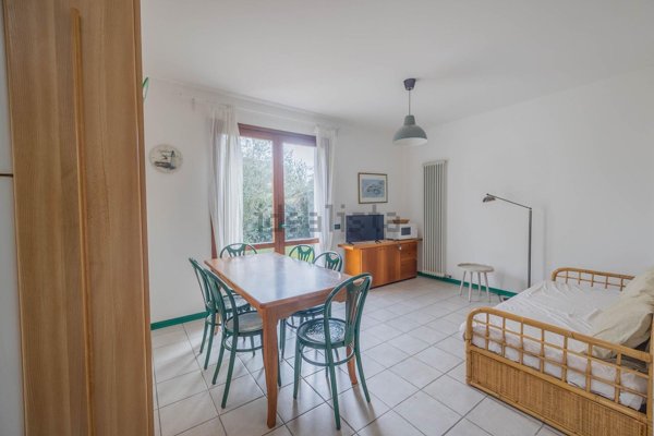 casa indipendente in vendita a Rosolina