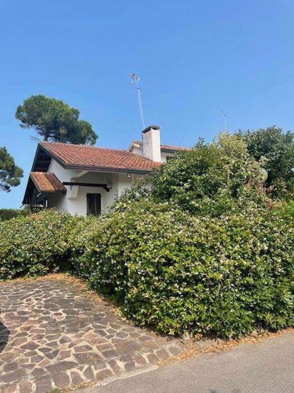 casa indipendente in vendita a Rosolina