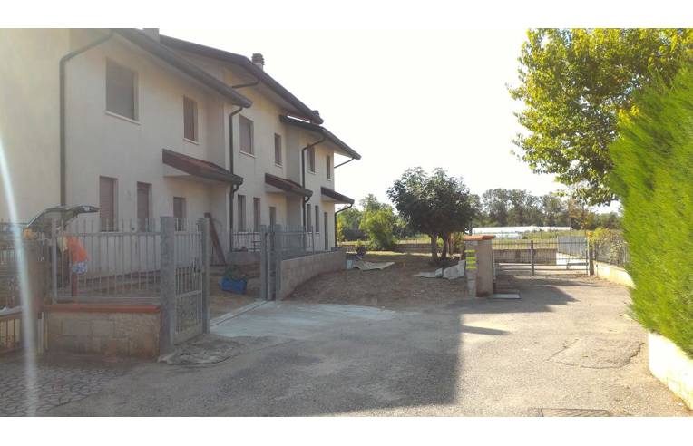 casa indipendente in vendita a Rosolina