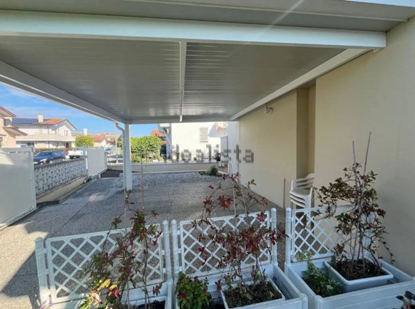 casa indipendente in vendita a Rosolina