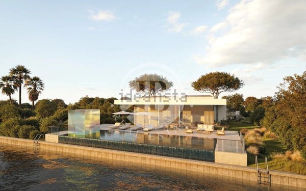 casa indipendente in vendita a Rosolina
