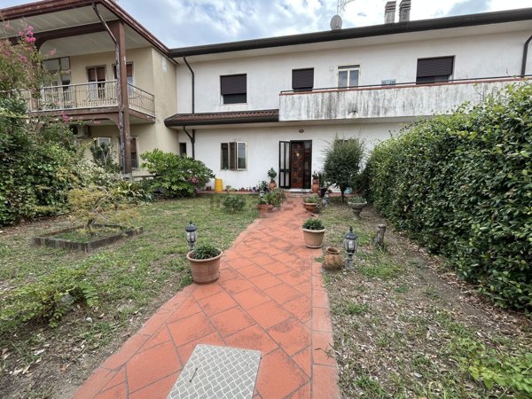 appartamento in vendita a Rosolina in zona Ca' Morosini