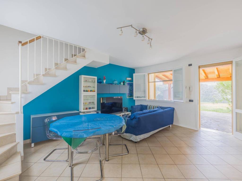 casa indipendente in vendita a Rosolina