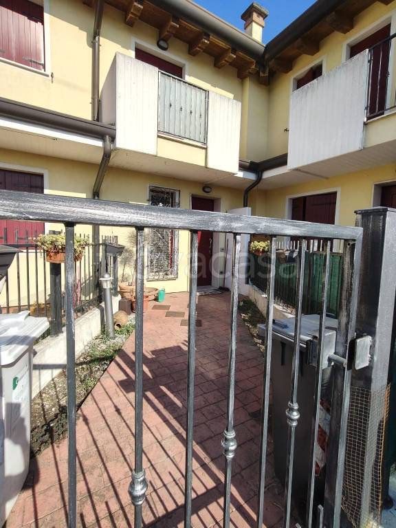 appartamento in vendita a Rosolina in zona Ca' Morosini