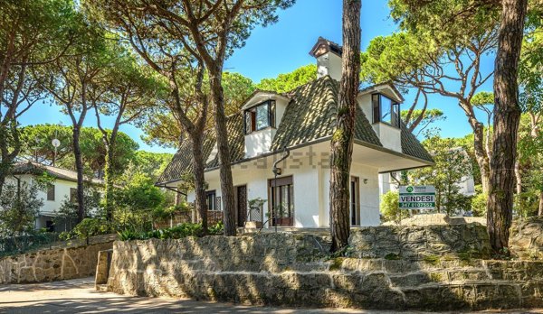casa indipendente in vendita a Rosolina in zona Rosolina Mare