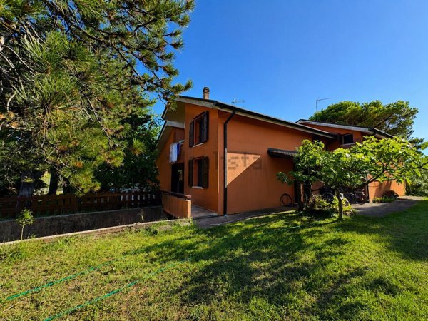 casa indipendente in vendita a Rosolina