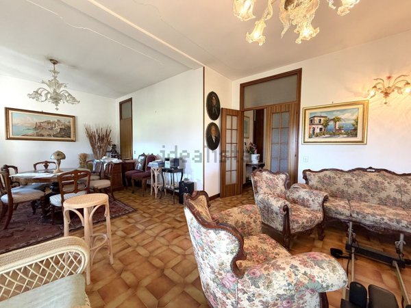 casa indipendente in vendita a Rosolina