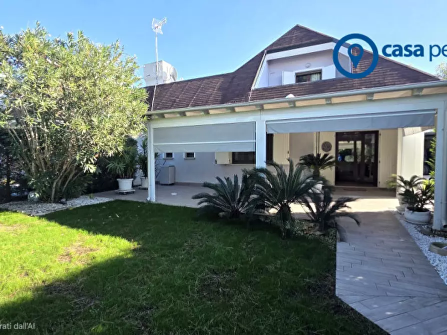 casa indipendente in vendita a Rosolina