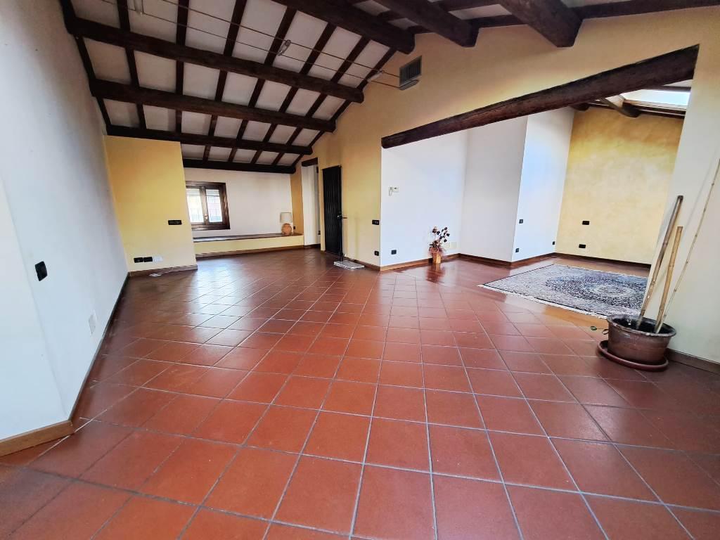 appartamento in vendita a Rovigo in zona Centro Storico