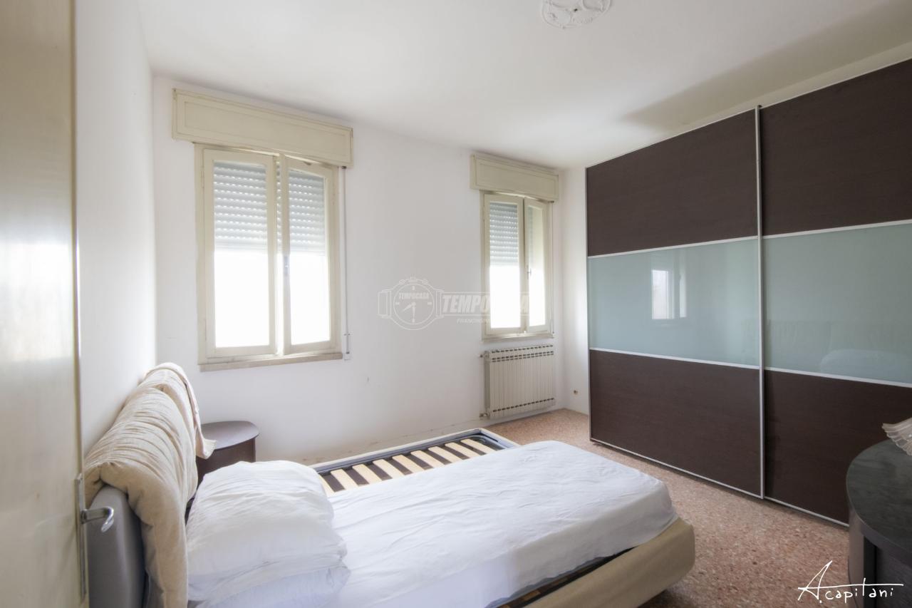 casa indipendente in vendita a Rovigo in zona Sarzano/Cantonazzo