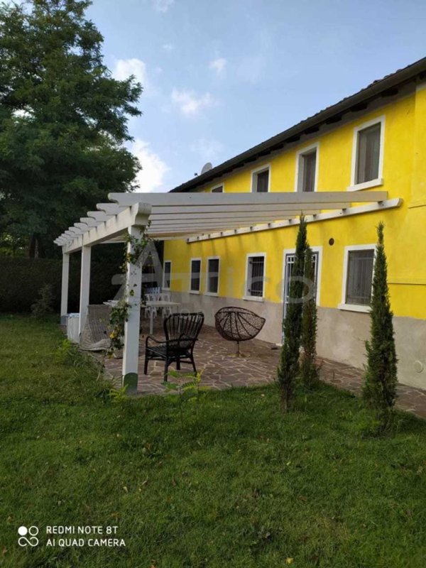 casa indipendente in vendita a Rovigo in zona Fienil del Turco