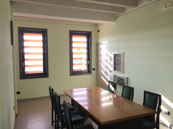 ufficio in vendita a Rovigo
