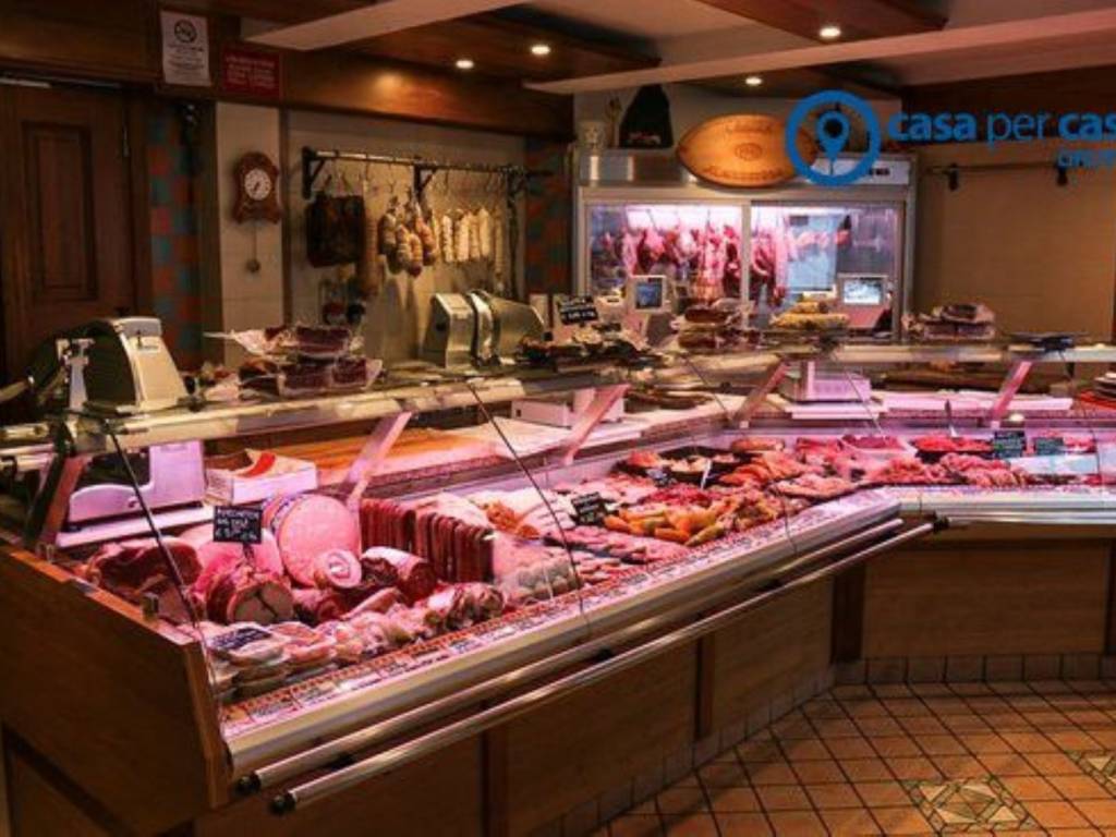 negozio in vendita a Rovigo in zona Centro Storico