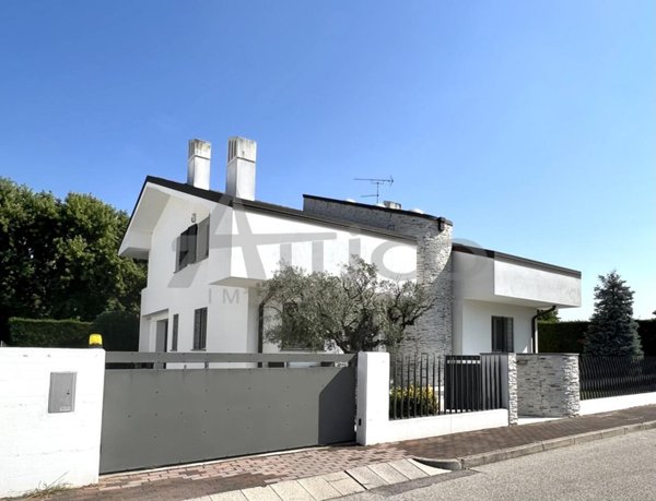 casa indipendente in vendita a Rovigo