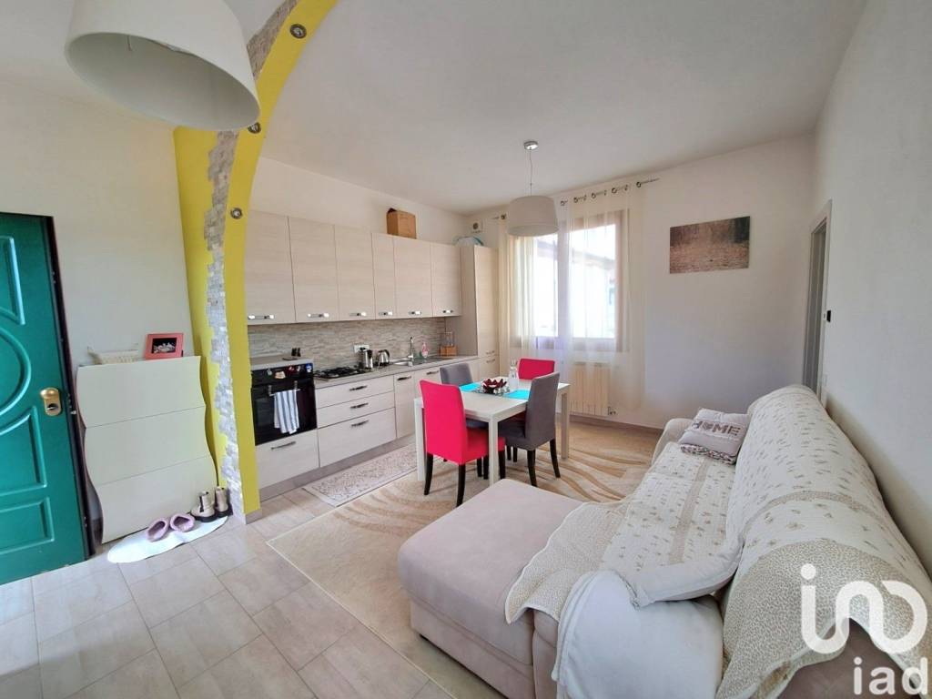 casa indipendente in vendita a Rovigo in zona Tassina