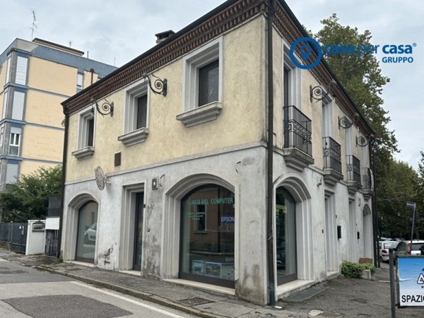 appartamento in vendita a Rovigo in zona Centro Storico