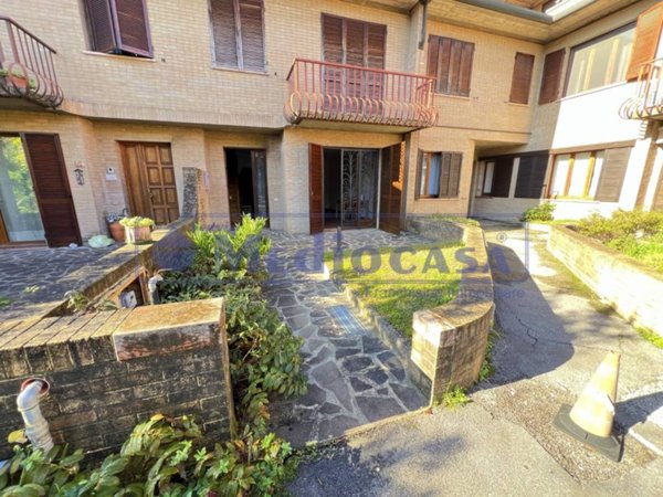 casa indipendente in vendita a Rovigo in zona Commenda