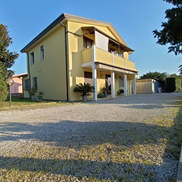 casa indipendente in vendita a Rovigo