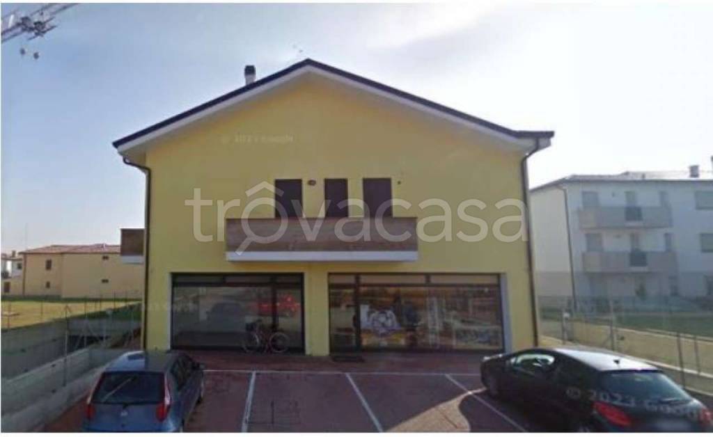 negozio in vendita a Rovigo in zona Borsea