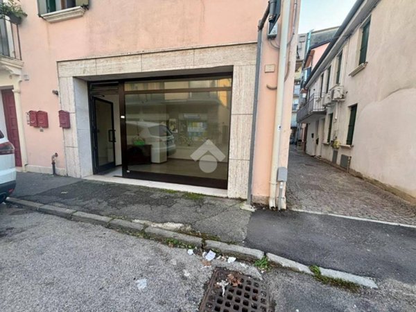 appartamento in vendita a Rovigo in zona Centro Storico