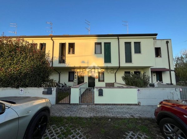 casa indipendente in vendita a Rovigo in zona Boara Polesine