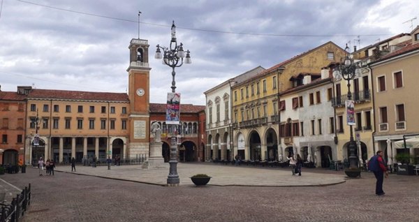 casa indipendente in vendita a Rovigo
