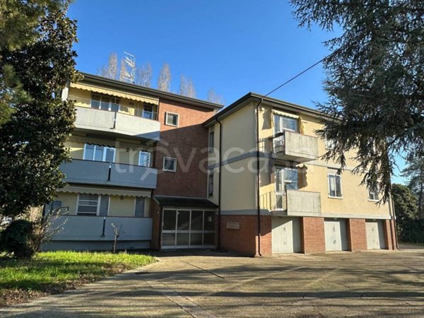 appartamento in vendita a Rovigo in zona Commenda