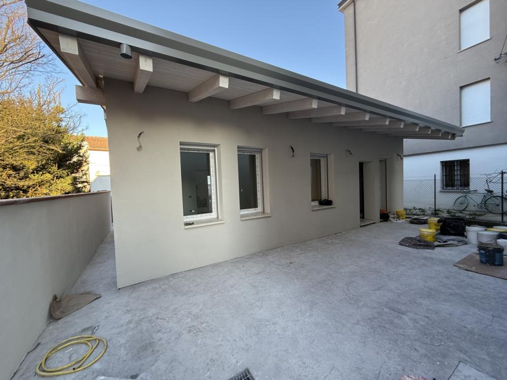 casa indipendente in vendita a Rovigo in zona Centro Storico