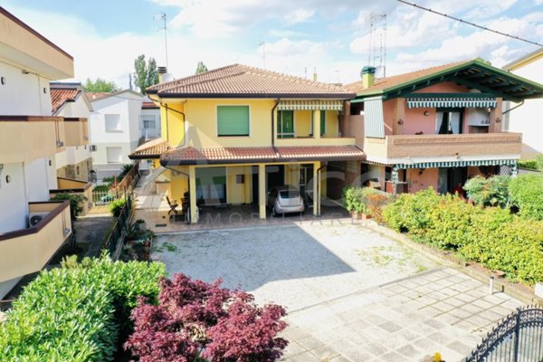 casa indipendente in vendita a Rovigo