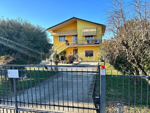 casa indipendente in vendita a Rovigo in zona Mardimago