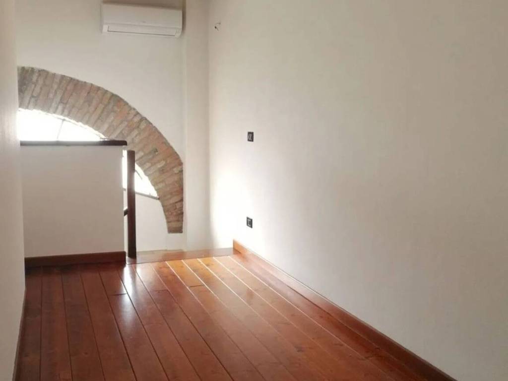 casa indipendente in vendita a Rovigo in zona Sant'Apollinare