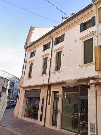 appartamento in vendita a Rovigo in zona Centro Storico