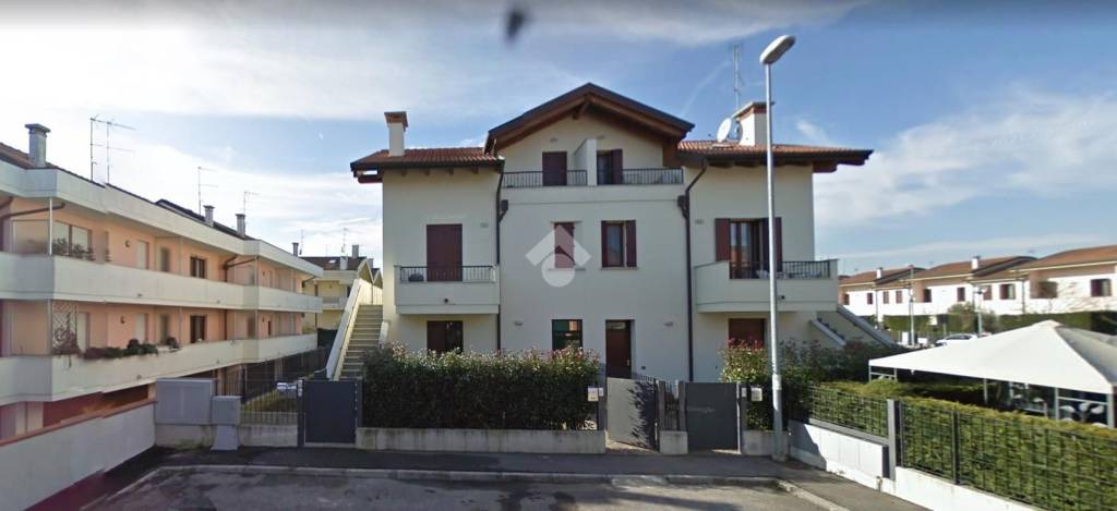 appartamento in vendita a Rovigo in zona Commenda
