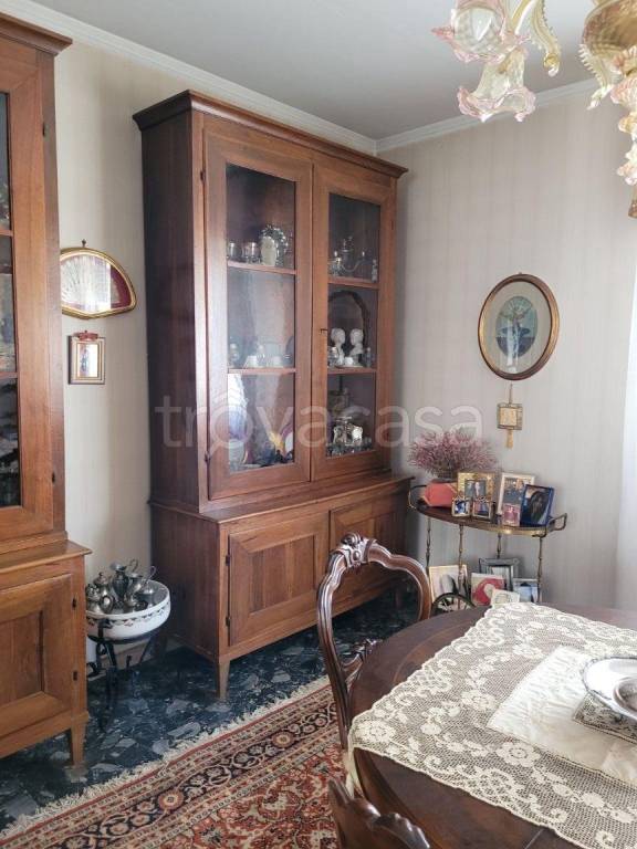 casa indipendente in vendita a Rovigo in zona Centro Storico