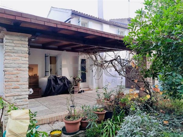 casa indipendente in vendita a Rovigo
