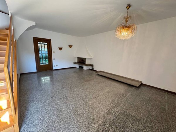casa indipendente in vendita a Rovigo in zona Centro Storico
