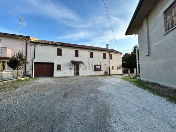 casa indipendente in vendita a Rovigo