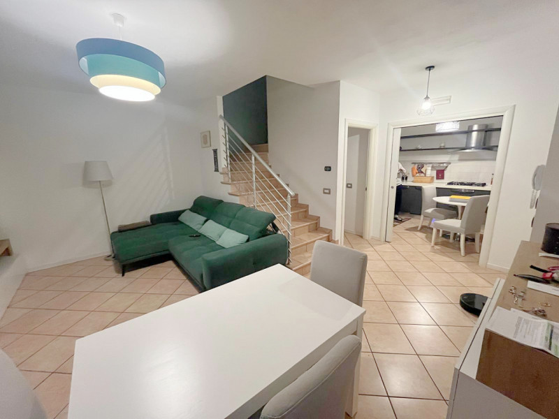 casa indipendente in vendita a Rovigo in zona Tassina