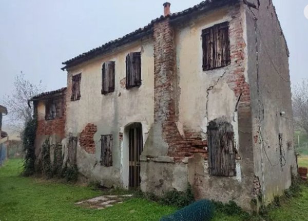 casa indipendente in vendita a Rovigo in zona Concadirame