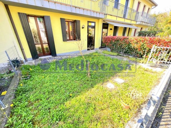 casa indipendente in vendita a Rovigo in zona Buso
