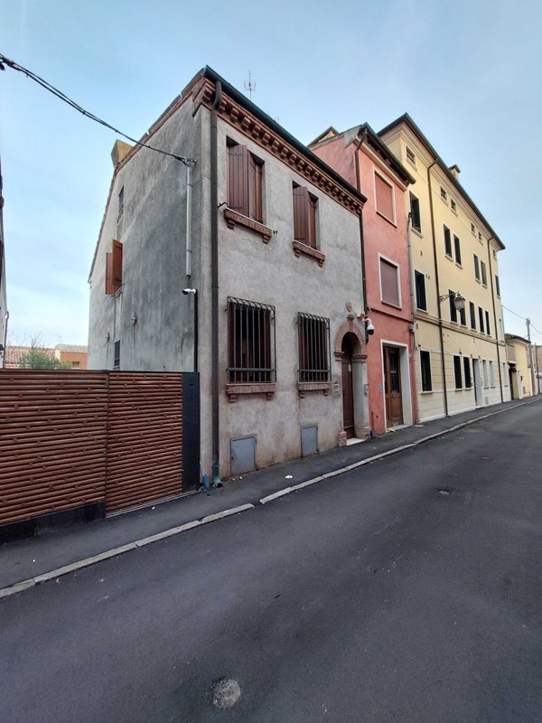 casa indipendente in vendita a Rovigo