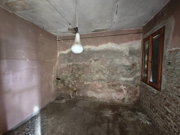casa indipendente in vendita a Rovigo in zona Mardimago