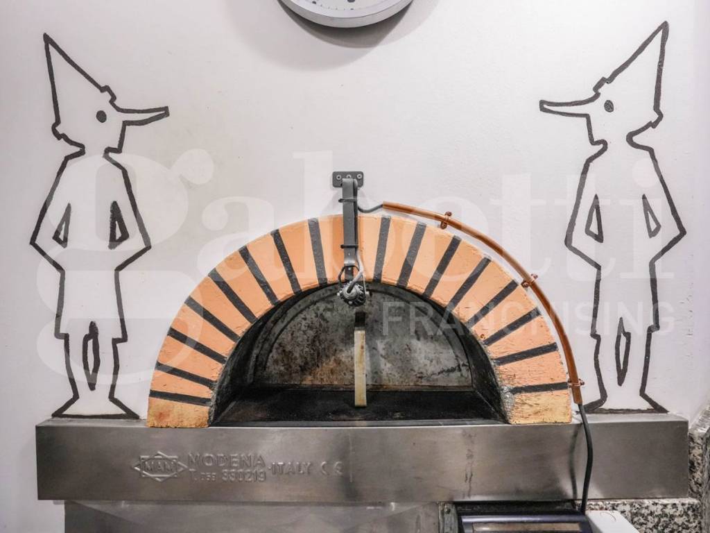 negozio in vendita a Rovigo in zona San Pio X