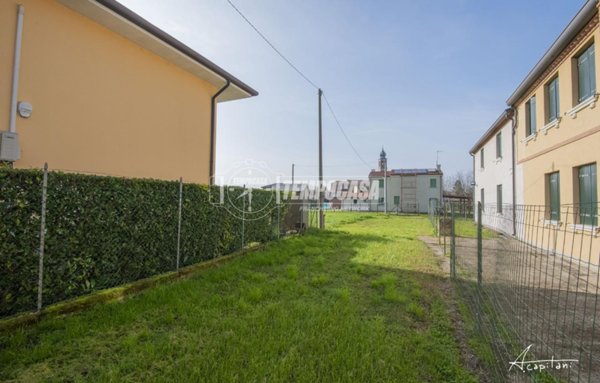 casa indipendente in vendita a Rovigo in zona Boara Polesine