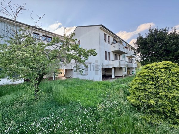 appartamento in vendita a Rovigo in zona Boara Polesine