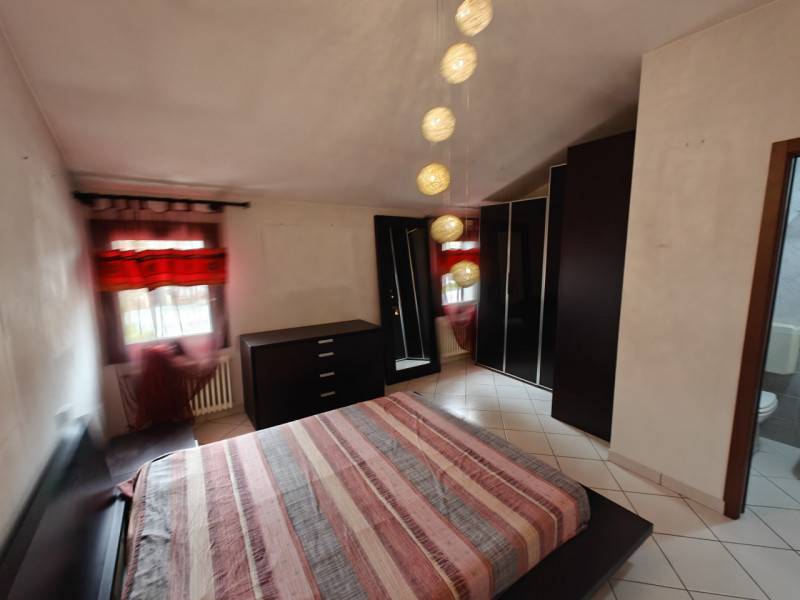 casa indipendente in vendita a Rovigo in zona Mardimago