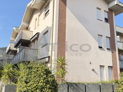quadrivano in vendita a Rovigo in zona Centro Storico