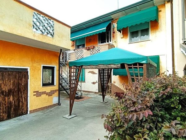 casa indipendente in vendita a Rovigo