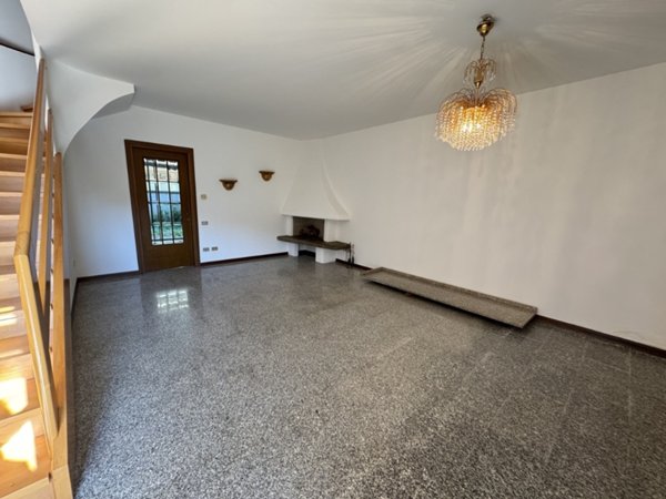 casa indipendente in vendita a Rovigo in zona Centro Storico